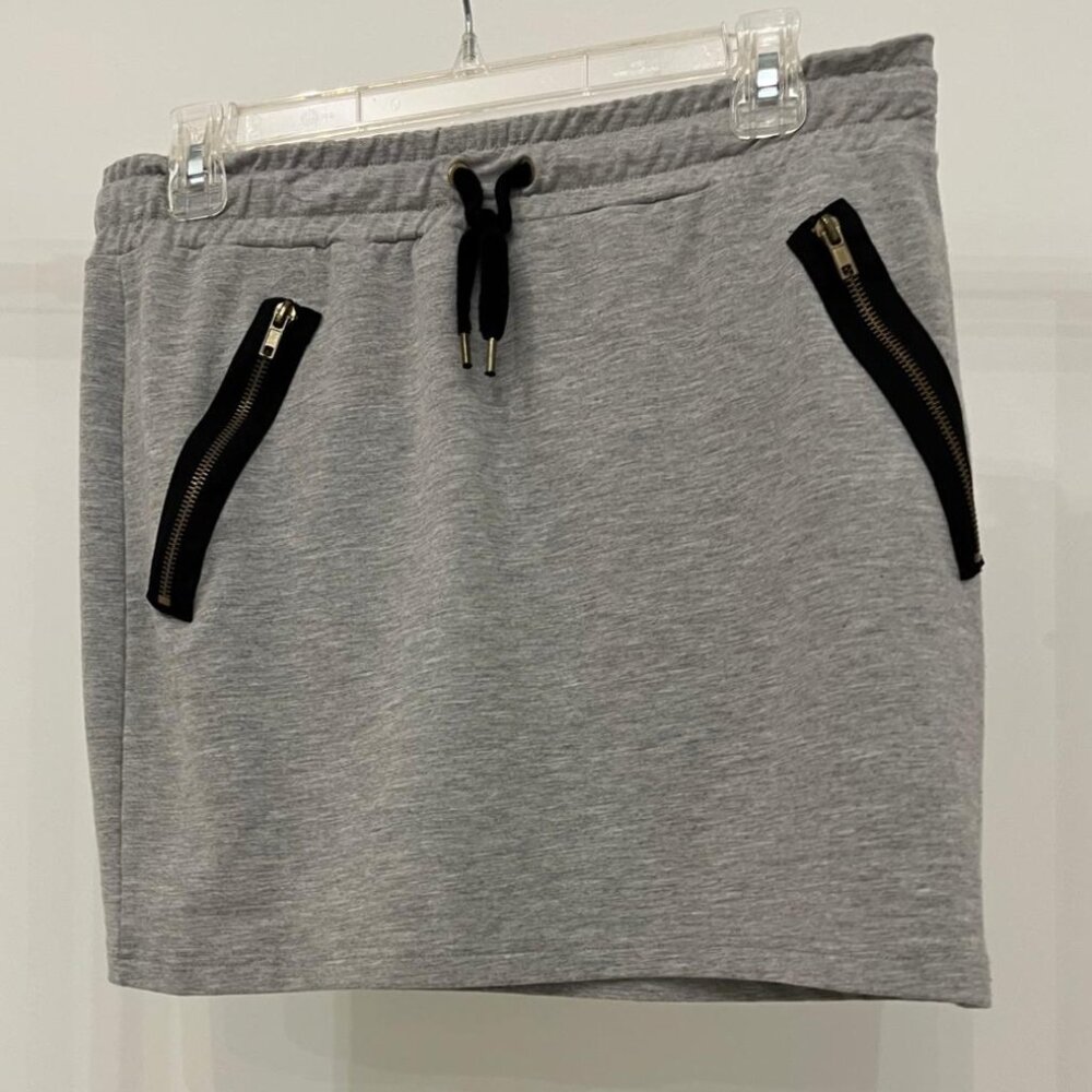 "Divided by H&M" flannel skirt, size M, FREE shipping